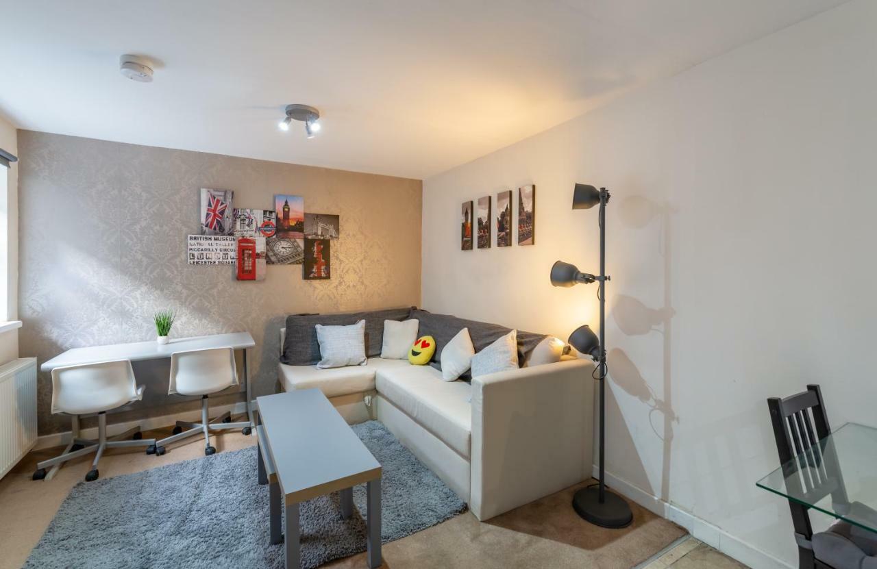 3 Bedroom Apartment Newcastle City Centre מראה חיצוני תמונה