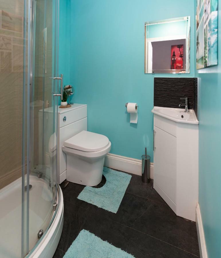 3 Bedroom Apartment Newcastle City Centre מראה חיצוני תמונה